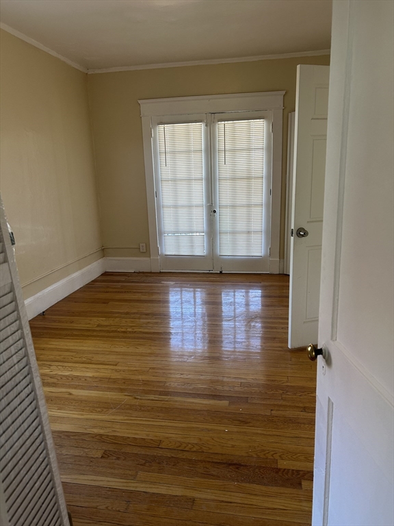 2 bed, 1 bath apartment for rent at 4 Brookline Unit 4, Holyoke — photo 3 of 8