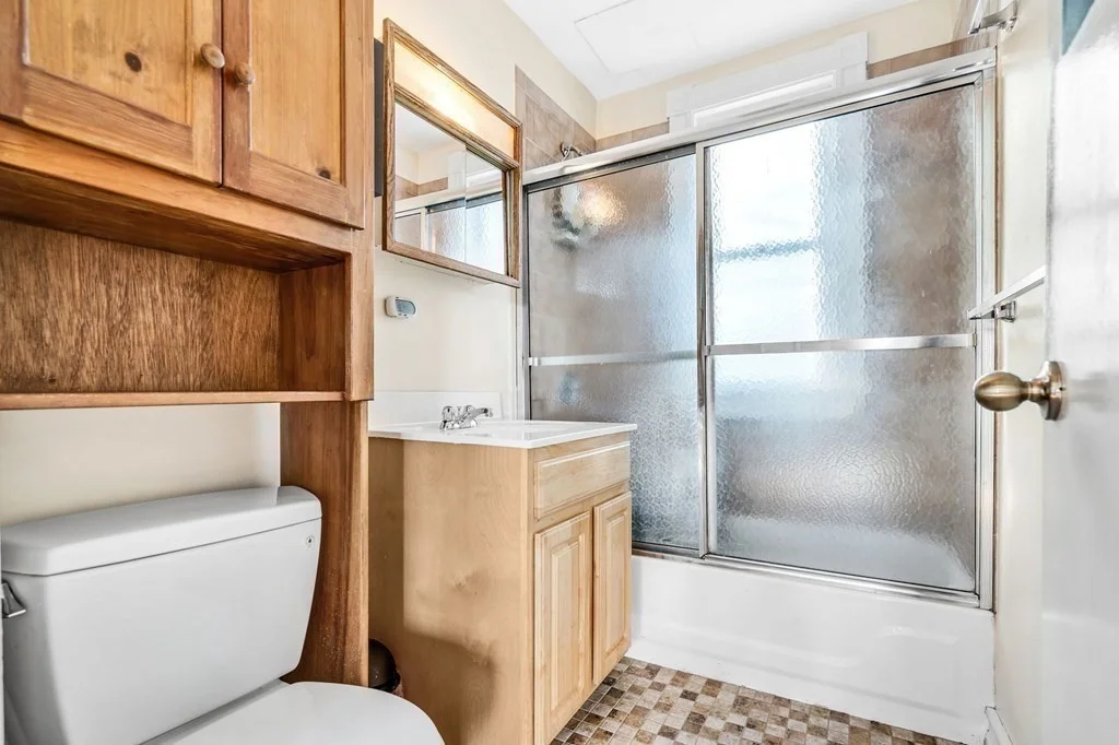 4 bed, 1 bath apartment for rent at 4 Bucknam St Unit 2, Mission Hill — photo 9 of 15