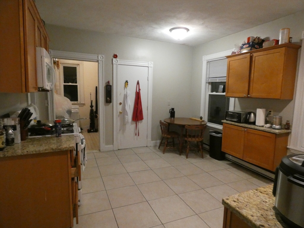 4 bed, 1 bath apartment for rent at 4 Bucknam St Unit 3, Mission Hill — photo 2 of 10