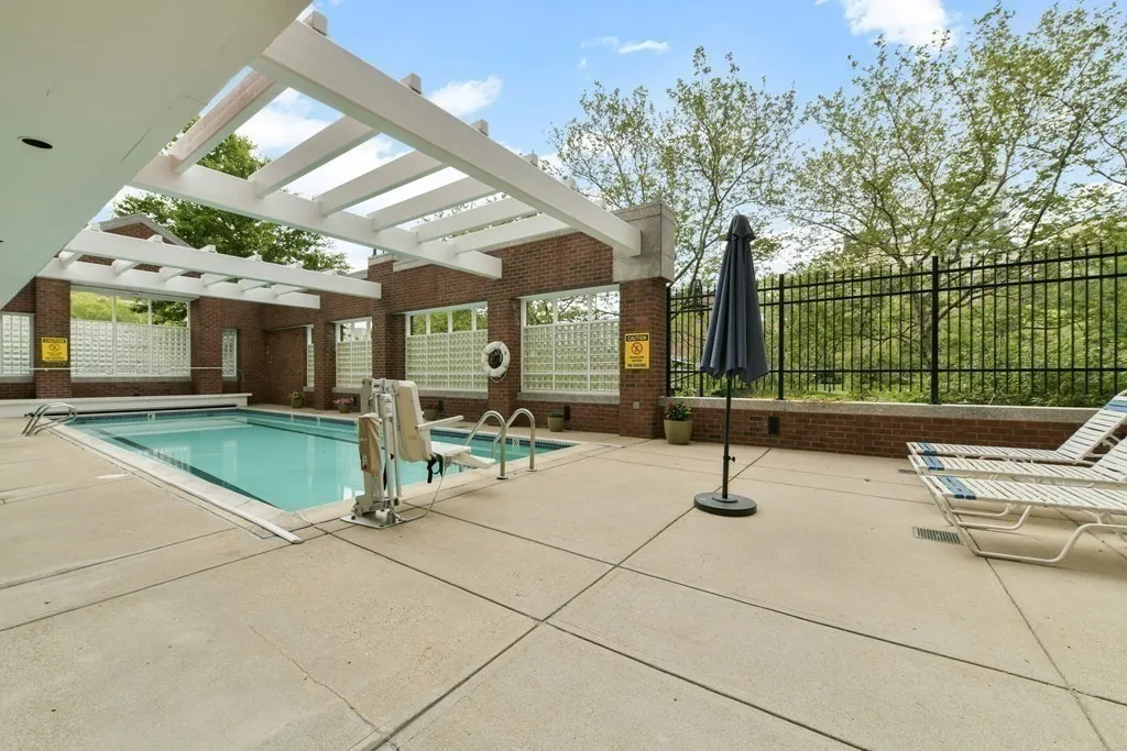 2 bed, 2 bath apartment for rent at 4 Canal Park Unit 405, East Cambridge — photo 38 of 42