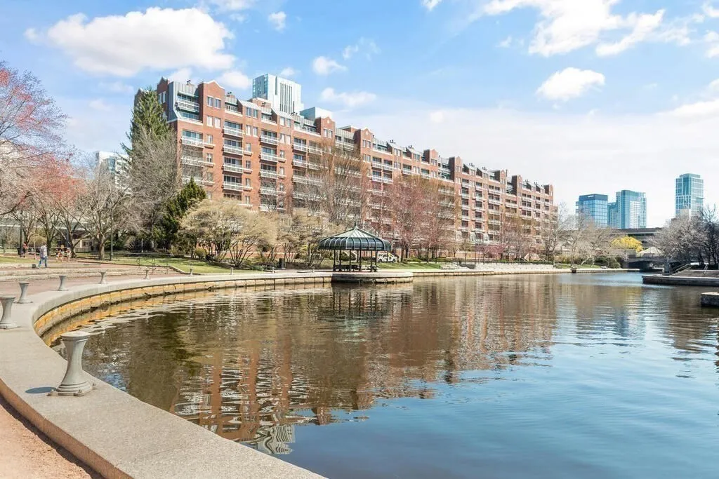 2 bed, 2 bath apartment for rent at 4 Canal Park Unit 405, East Cambridge — photo 7 of 42