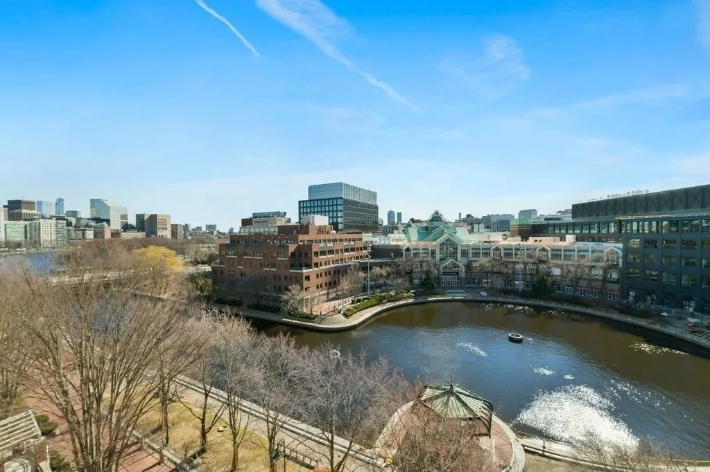 2 bed, 2 bath apartment for rent at 4 Canal Park Unit 405, East Cambridge — photo 28 of 42