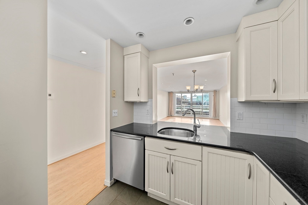 1 bed, 2 bath apartment for rent at 4 Canal Park Unit 507, East Cambridge — photo 11 of 31