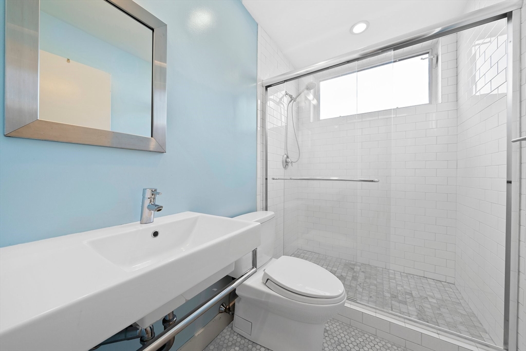 1 bed, 2 bath apartment for rent at 4 Canal Park Unit 507, East Cambridge — photo 18 of 31