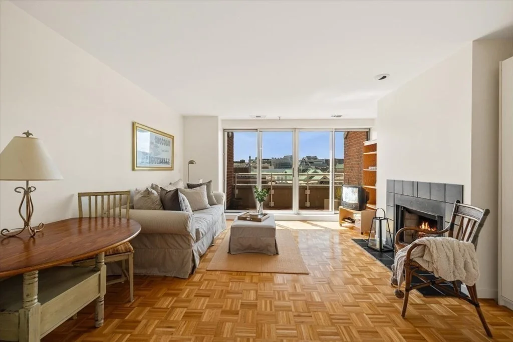 Studio bed, 1 bath apartment for rent at 4 Canal Park Unit PH10, East Cambridge — photo 2 of 9