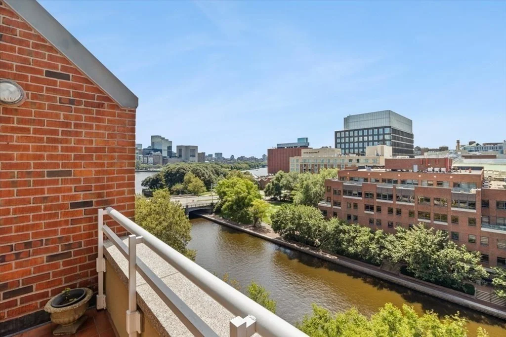 Studio bed, 1 bath apartment for rent at 4 Canal Park Unit PH10, East Cambridge — photo 7 of 9