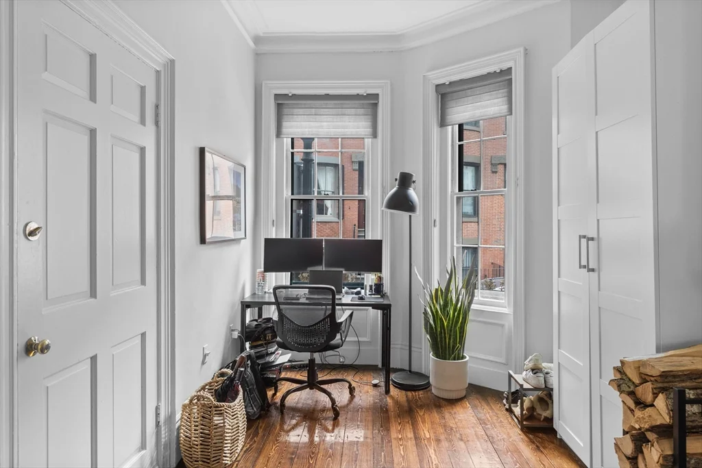 2 bed, 1 bath apartment for rent at 4 Cazenove St Unit 1, South End — photo 4 of 24