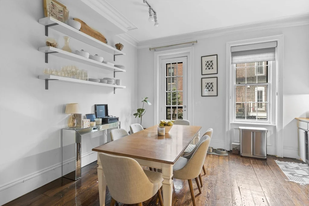 2 bed, 1 bath apartment for rent at 4 Cazenove St Unit 1, South End — photo 8 of 24
