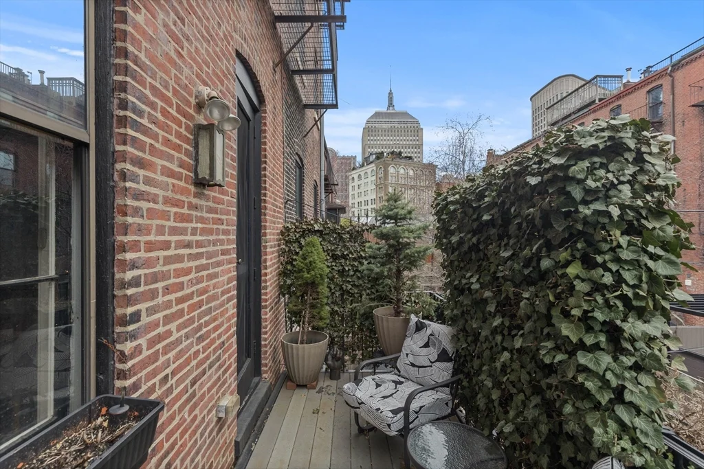 2 bed, 1 bath apartment for rent at 4 Cazenove St Unit 1, South End — photo 19 of 24