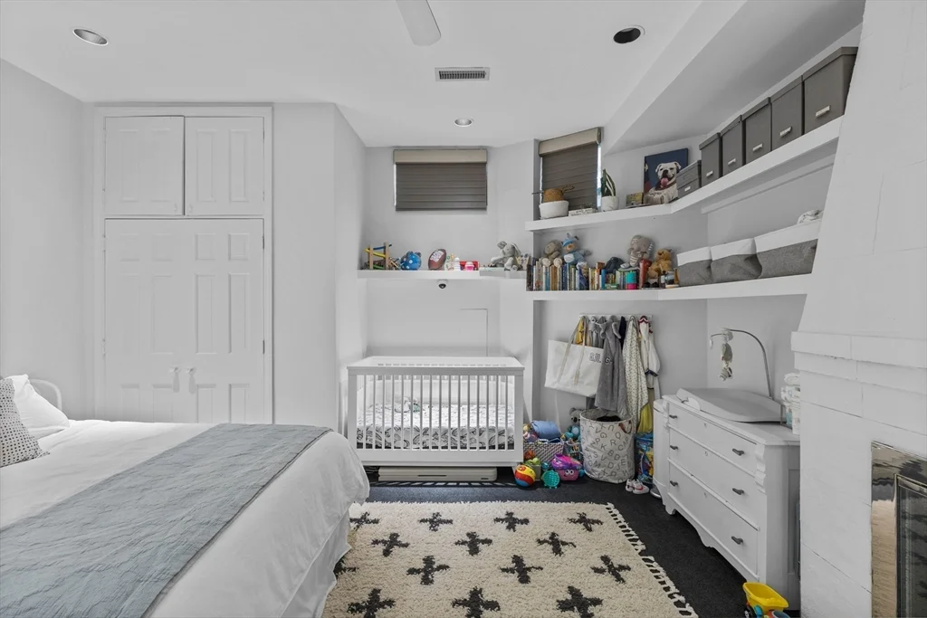 2 bed, 1 bath apartment for rent at 4 Cazenove St Unit 1, South End — photo 16 of 24