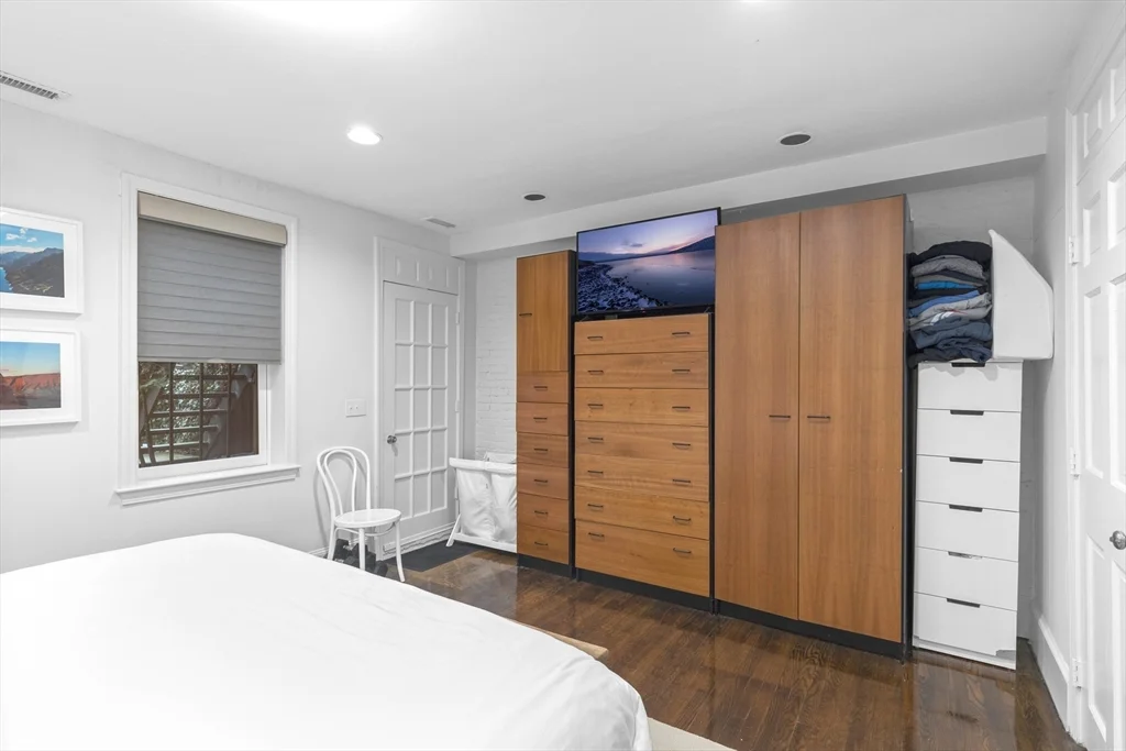 2 bed, 1 bath apartment for rent at 4 Cazenove St Unit 1, South End — photo 12 of 24