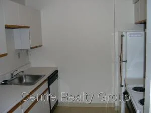 1 bed, 1 bath apartment for rent at 4 Cedar St Unit 408, Wellesley — photo 3 of 3