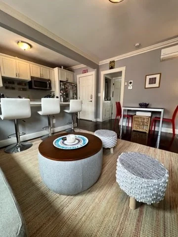 1 bed, 1 bath apartment for rent at 4 Centre Pl Unit 3, Roxbury — photo 4 of 17