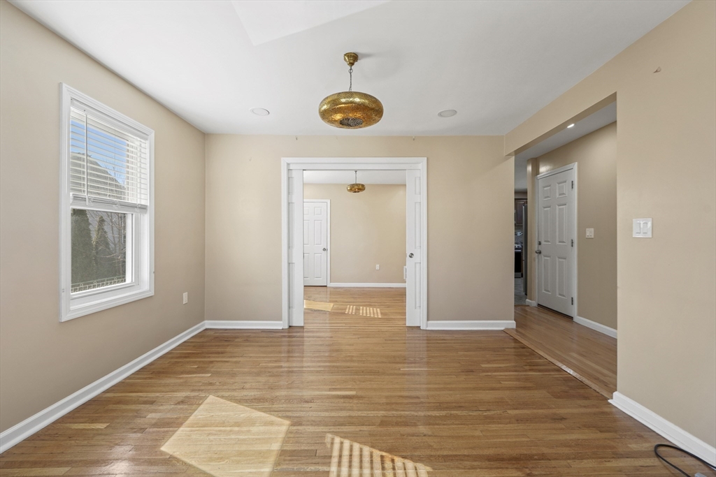 3 bed, 3 bath apartment for rent at 4 Champlain Rd, Salem — photo 6 of 42