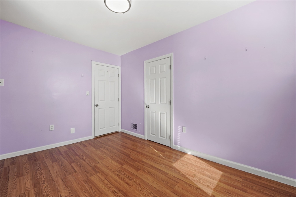 3 bed, 3 bath apartment for rent at 4 Champlain Rd, Salem — photo 17 of 42