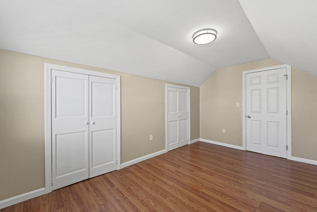 3 bed, 3 bath apartment for rent at 4 Champlain Rd, Salem — photo 34 of 42