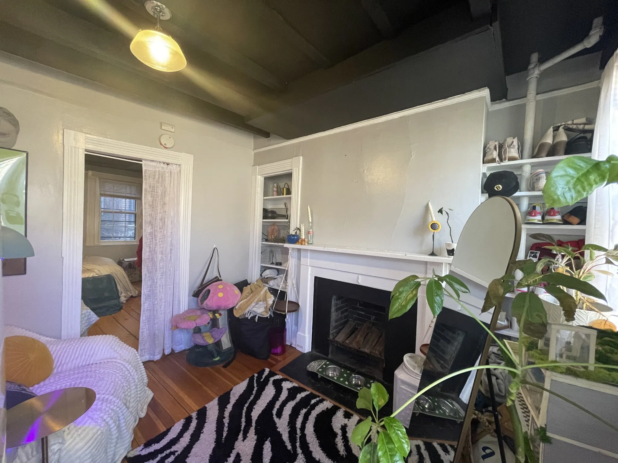 1 bed, 1 bath apartment for rent at 4 Champney Pl Unit 2, Beacon Hill — photo 5 of 8