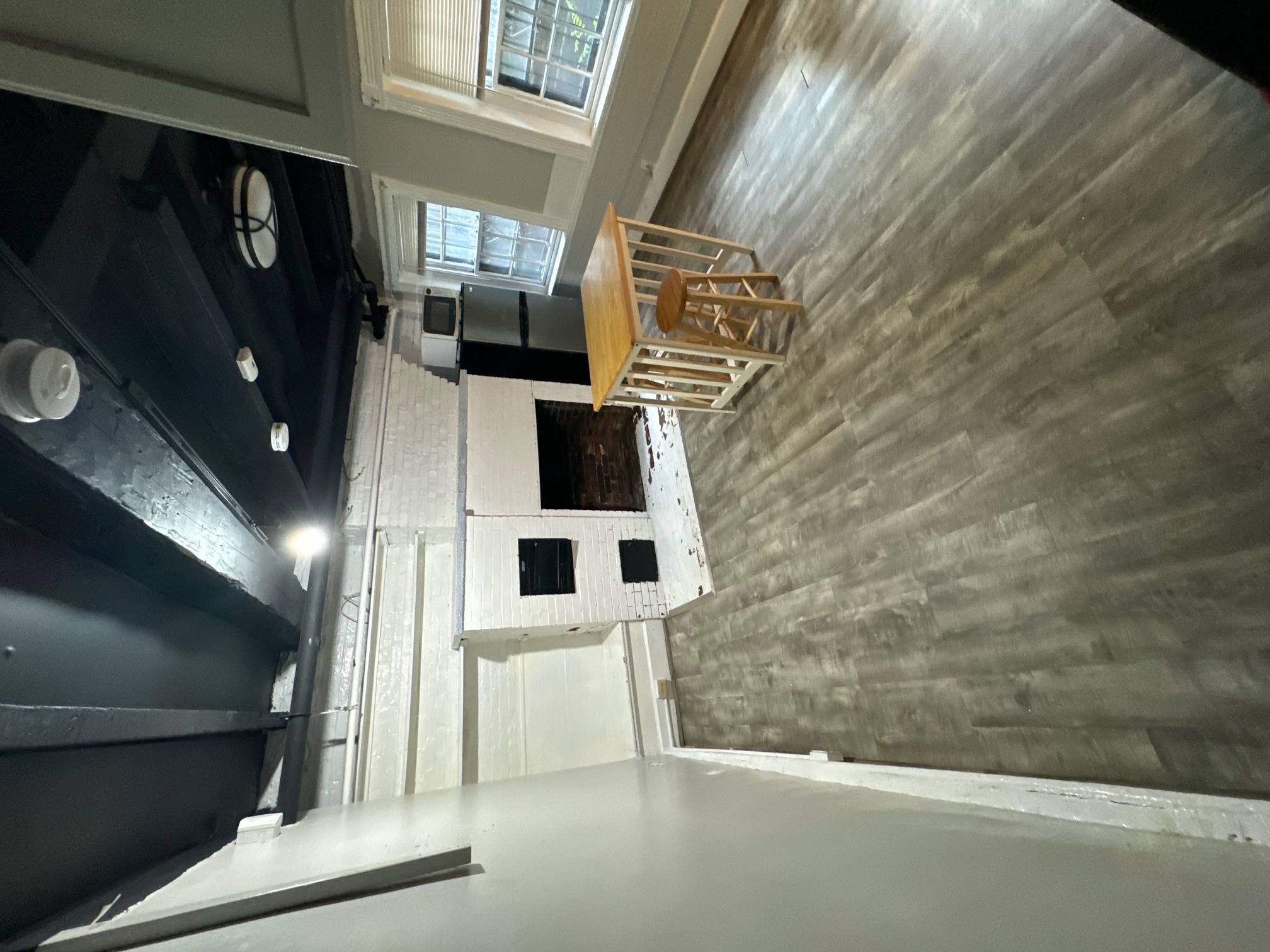 2 bed, 1 bath apartment for rent at 4 Champney Pl Unit A, Beacon Hill — photo 1 of 11