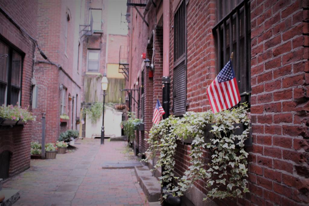2 bed, 1 bath apartment for rent at 4 Champney Pl Unit A, Beacon Hill — photo 11 of 11