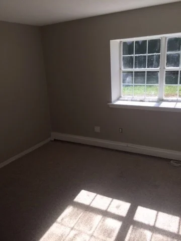 2 bed, 1 bath apartment for rent at 4 Chapel Hill Dr Unit 2, Plymouth — photo 2 of 7