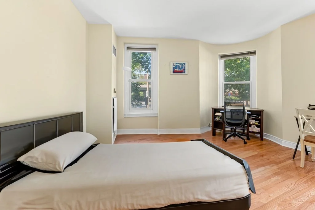 2 bed, 1 bath apartment for rent at 4 Charlesgate E Unit 104, Back Bay — photo 4 of 13