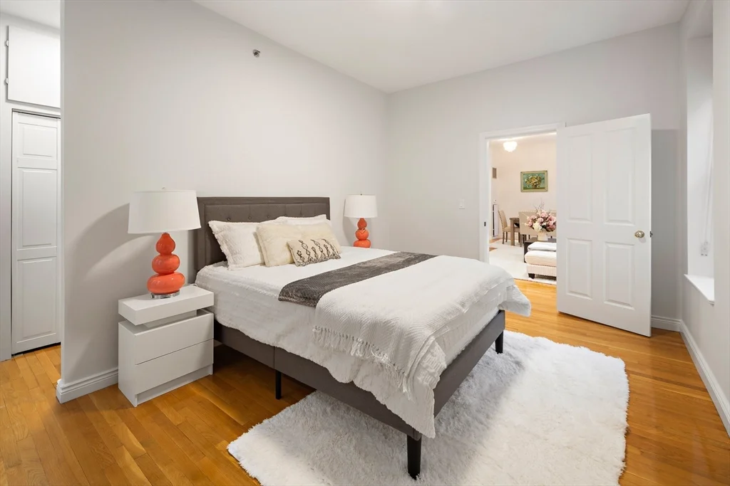 2 bed, 2 bath apartment for rent at 4 Charlesgate E Unit 201, Back Bay — photo 12 of 30