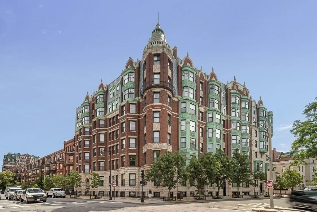 2 bed, 2 bath apartment for rent at 4 Charlesgate E Unit 201, Back Bay — photo 26 of 30