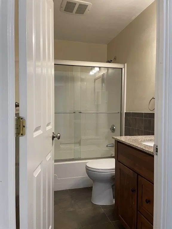 2 bed, 2 bath apartment for rent at 4 Charlesgate E Unit 304, Back Bay — photo 15 of 24