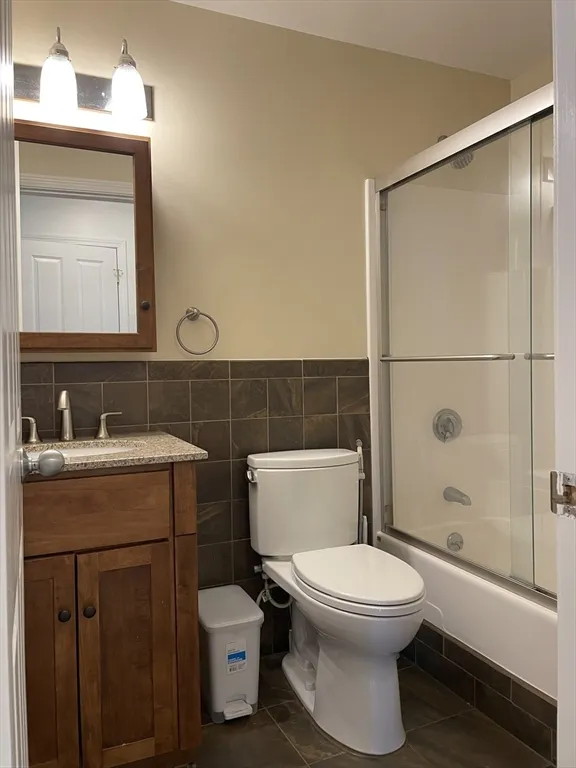 2 bed, 2 bath apartment for rent at 4 Charlesgate E Unit 304, Back Bay — photo 10 of 24