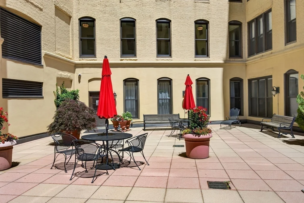 2 bed, 2 bath apartment for rent at 4 Charlesgate E Unit 701, Back Bay — photo 26 of 33