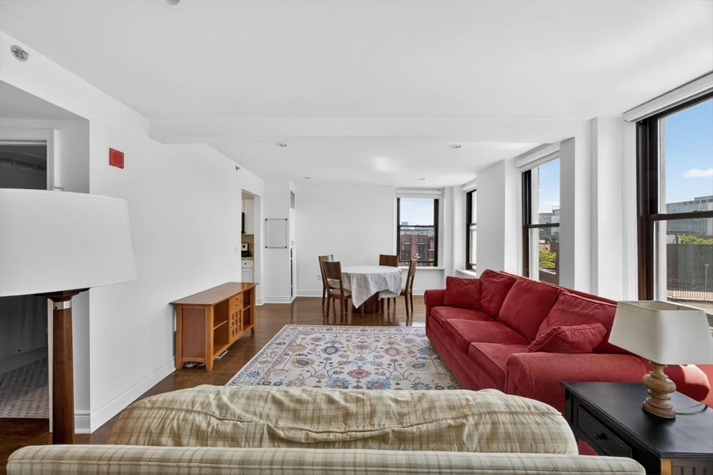 2 bed, 2 bath apartment for rent at 4 Charlesgate E Unit 701, Back Bay — photo 4 of 33