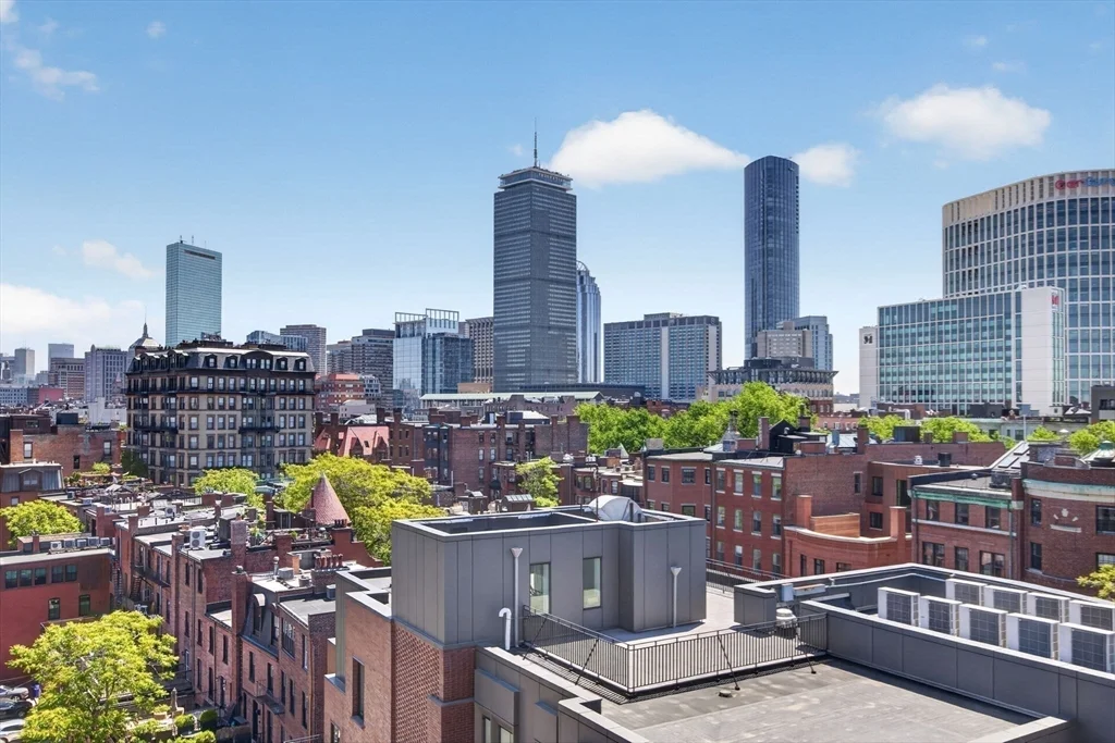 2 bed, 2 bath apartment for rent at 4 Charlesgate E Unit 701, Back Bay — photo 19 of 33