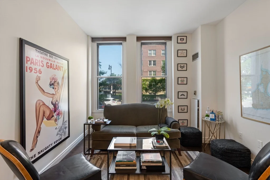 1 bed, 1 bath apartment for rent at 4 Charlesgate East Unit 103, Back Bay — photo 3 of 17