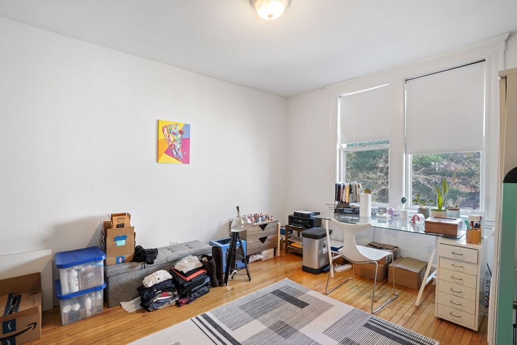 2 bed, 1 bath apartment for rent at 4 Chauncy Ter Unit 3, Neighborhood Nine — photo 7 of 8