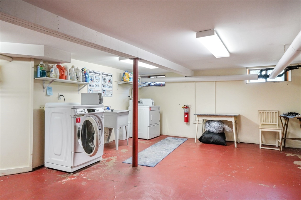 2 bed, 1 bath apartment for rent at 4 Chauncy Ter Unit 3, Neighborhood Nine — photo 8 of 8