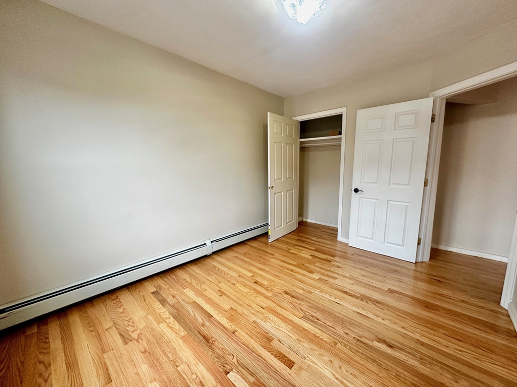 3 bed, 1 bath apartment for rent at 4 Chesterton St Unit 3, Roxbury — photo 7 of 9