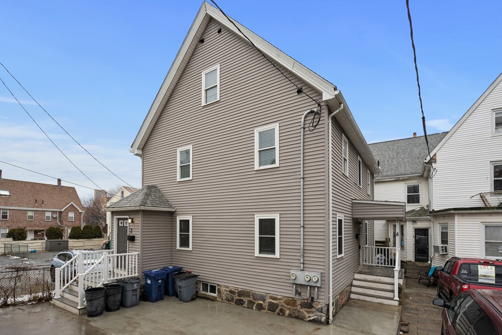4 bed, 4 bath apartment for rent at 4 Chestnut Pl Unit 4, Brighton — photo 16 of 19