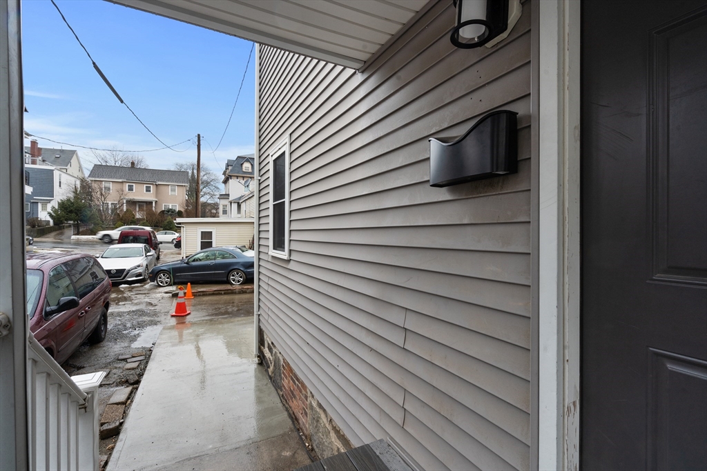 4 bed, 4 bath apartment for rent at 4 Chestnut Pl Unit 4, Brighton — photo 17 of 19
