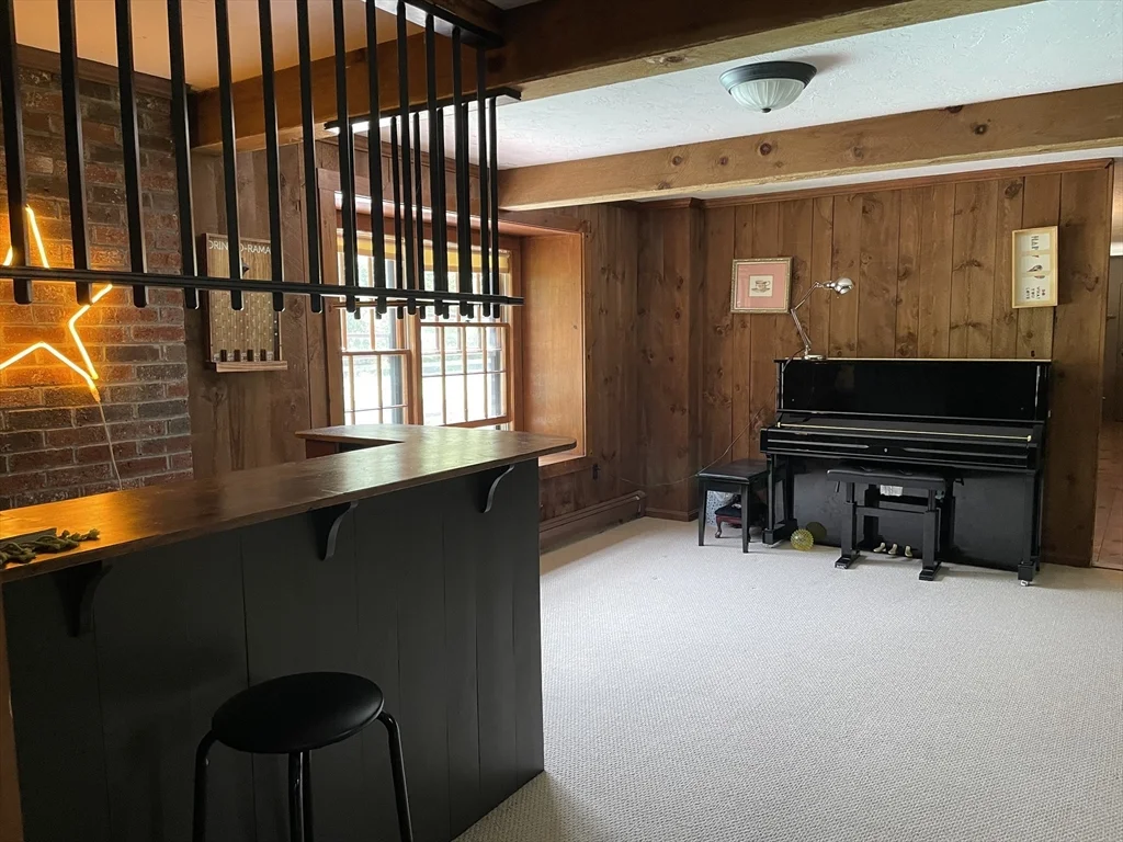 3 bed, 2 bath apartment for rent at 4 Chestnut St, Hopkinton — photo 5 of 20