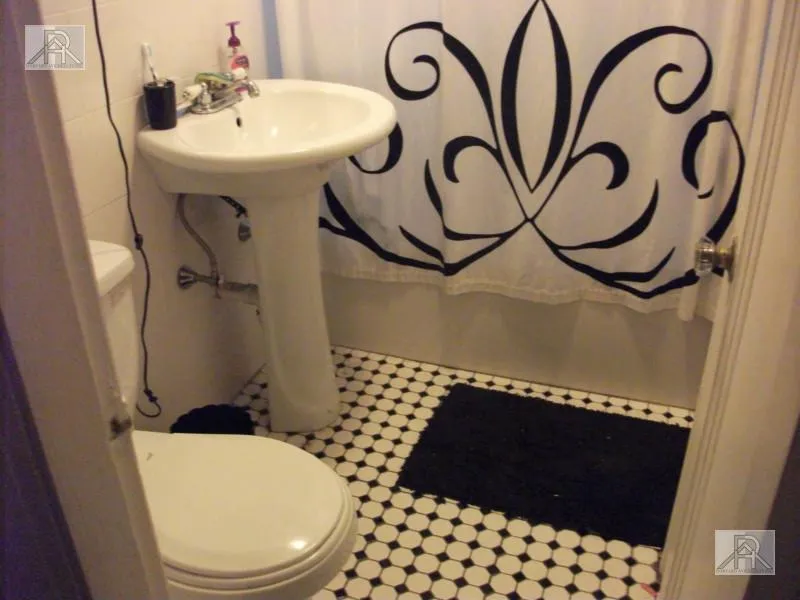 Studio bed, 1 bath apartment for rent at 4 Chiswick Rd Unit 24, Brighton — photo 2 of 9