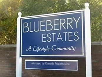 2 bed, 1 bath apartment for rent at 4 Cicero Drive(55 Plus) Unit 3, Upper Four Corners — photo 2 of 33