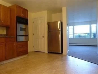 2 bed, 1 bath apartment for rent at 4 Cicero Drive(55 Plus) Unit 3, Upper Four Corners — photo 28 of 33