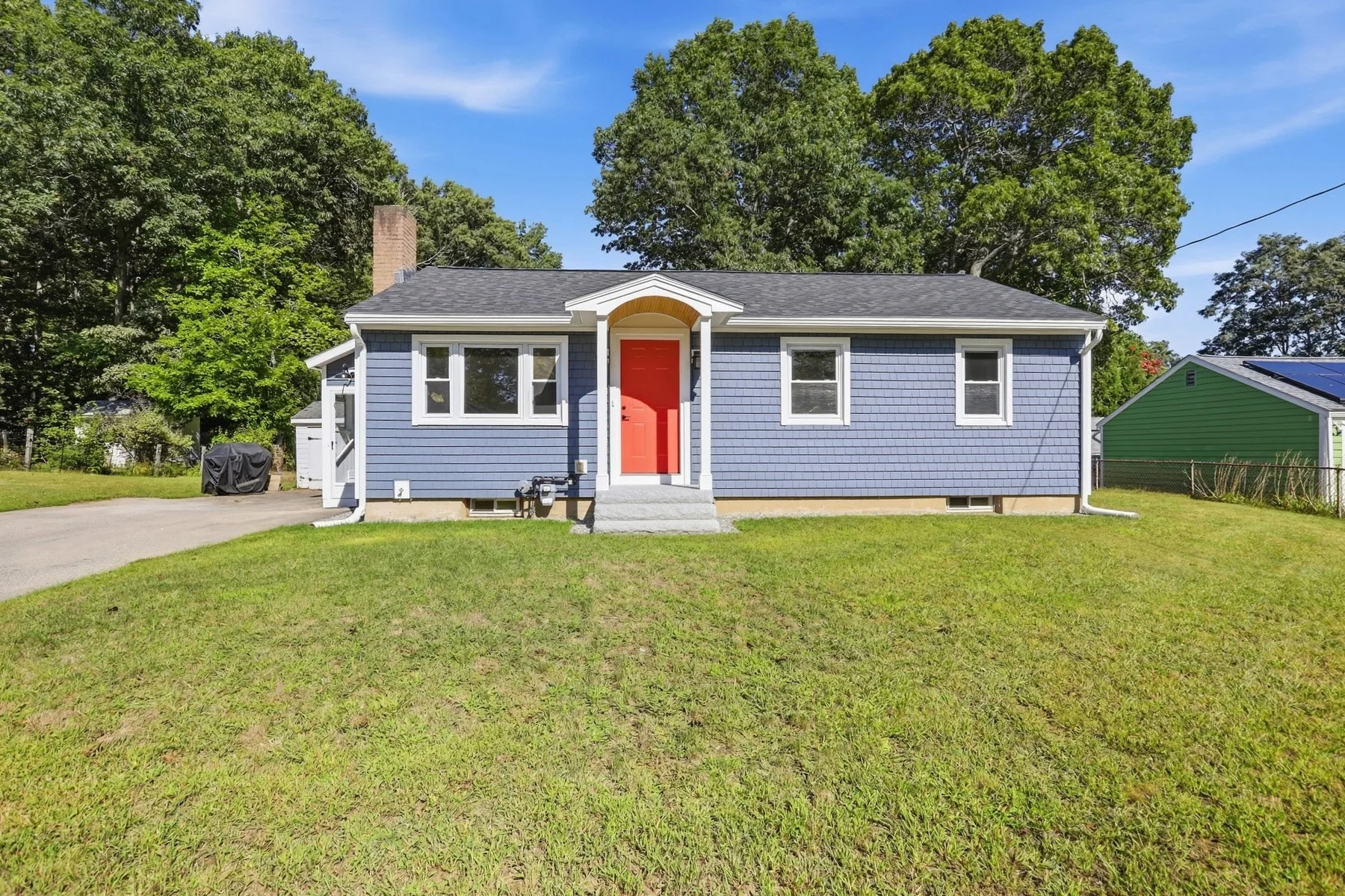 2 bed, 1 bath apartment for rent at 4 Claire, Amesbury