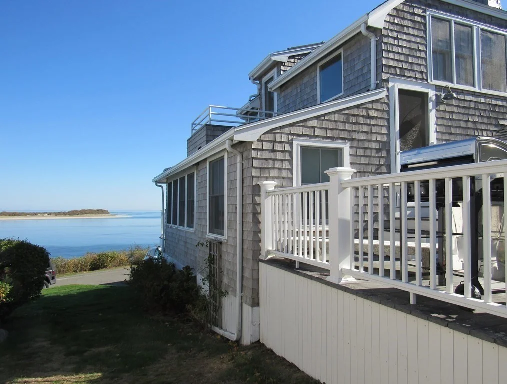 2 bed, 1 bath apartment for rent at 4 Cliff Rd, Little Neck