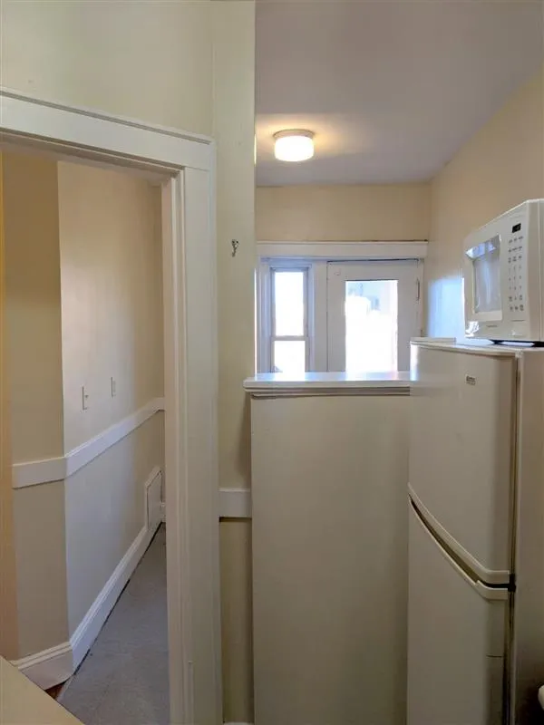 1 bed, 1 bath apartment for rent at 4 Cogswell Ave Unit 31, North Cambridge — photo 9 of 20