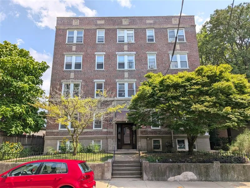 1 bed, 1 bath apartment for rent at 4 Cogswell Ave Unit 31, North Cambridge — photo 19 of 20