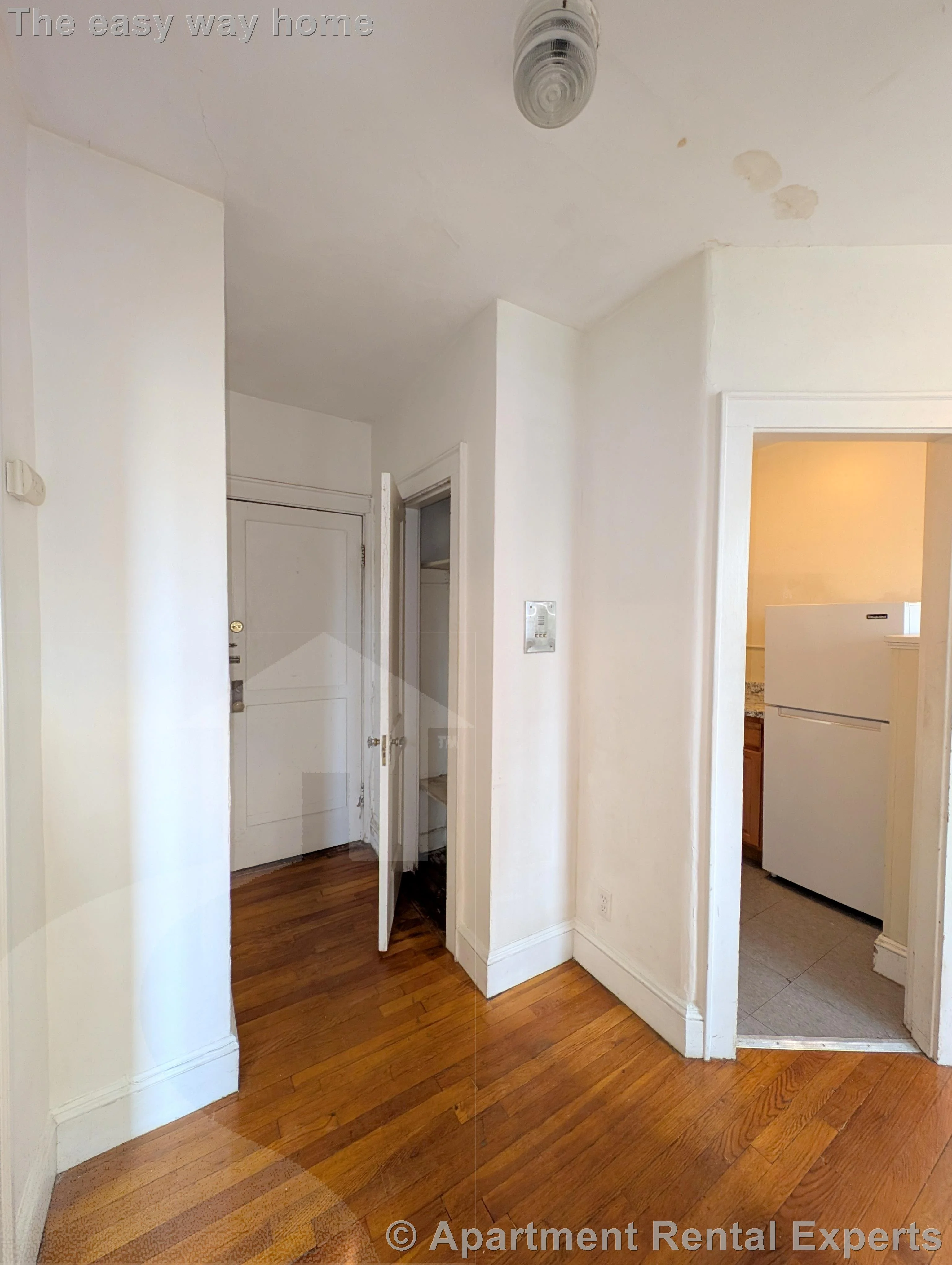 Studio bed, 1 bath apartment for rent at 4 Cogswell Ave Unit 34, Porter Square — photo 4 of 12
