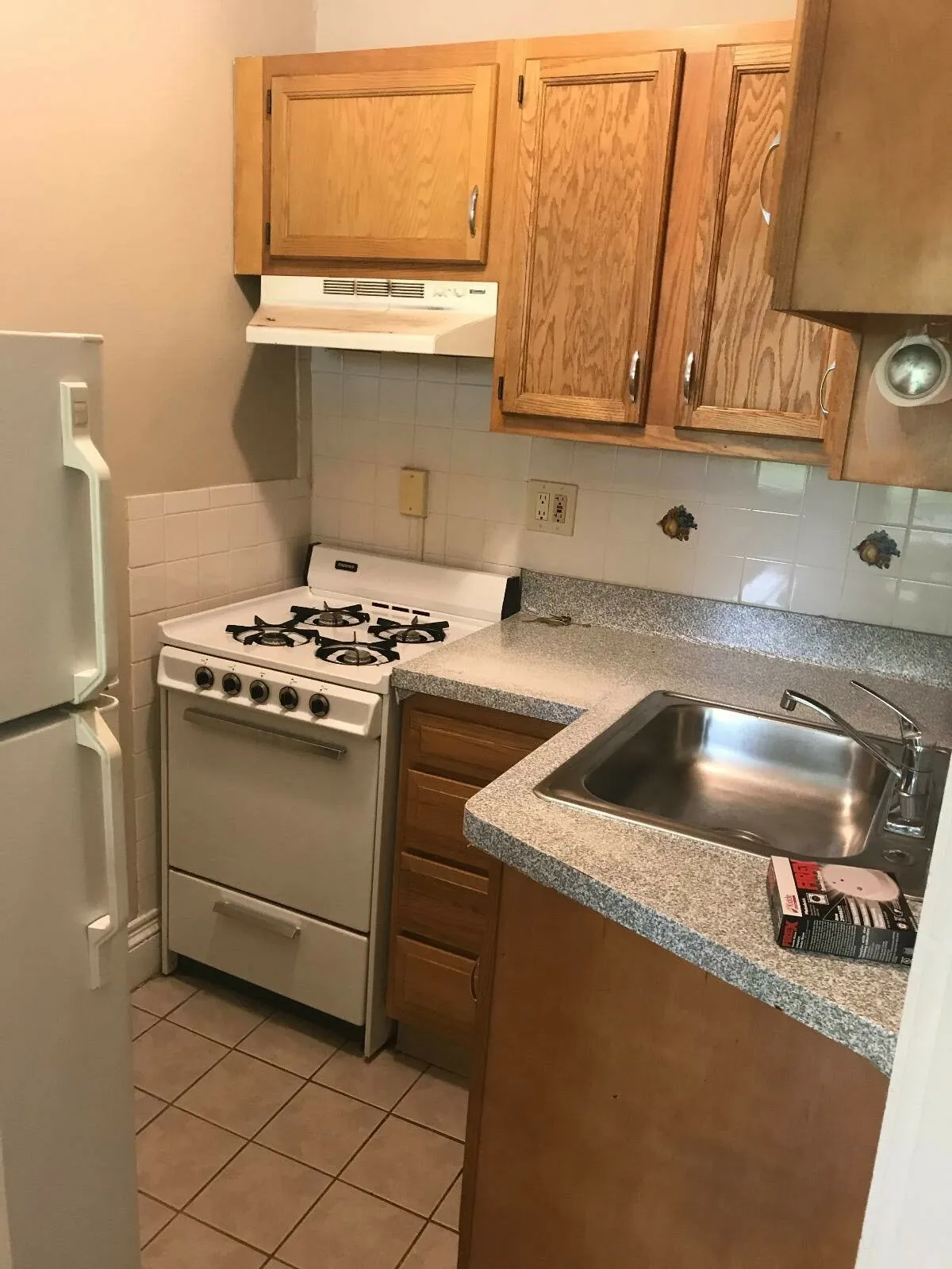 Studio bed, 1 bath apartment for rent at 4 Cogswell Ave Unit 4, North Cambridge — photo 3 of 8