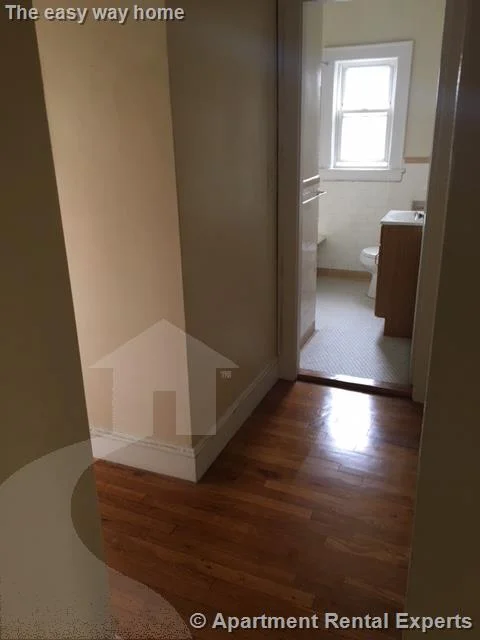 Studio bed, 1 bath apartment for rent at 4 Cogswell Ave Unit 45, North Cambridge — photo 5 of 7