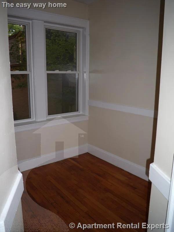 Studio bed, 1 bath apartment for rent at 4 Cogswell Ave Unit 7, North Cambridge — photo 6 of 9